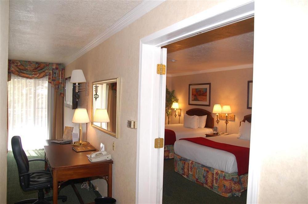 Hotel Tempe/Phoenix Airport Innsuites Hotel & Suites Bilik gambar